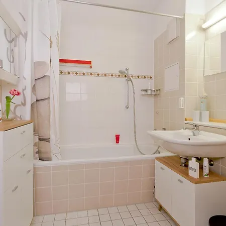 Appartamento 59, Duenenstrasse 24 *